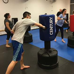 kick-boxing-gallery-img-01 kick-boxing-gallery-img-01